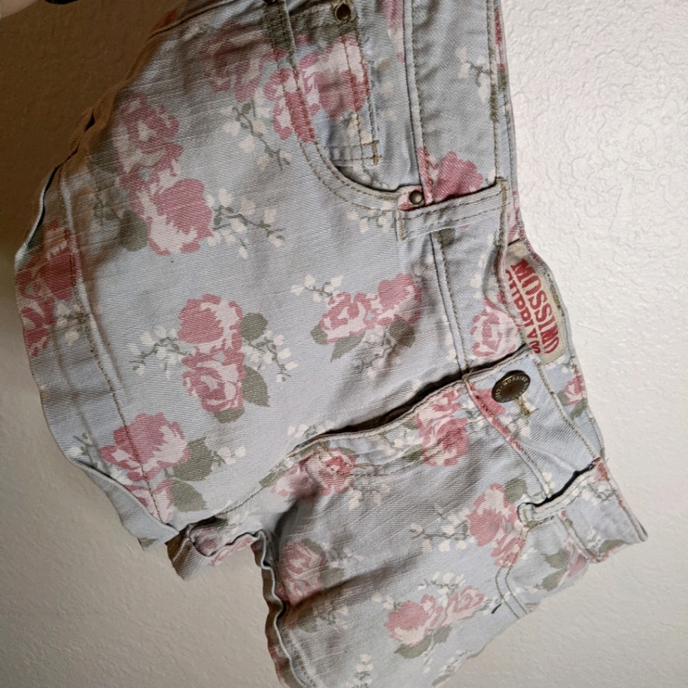 Mossimo supply co floral shorts